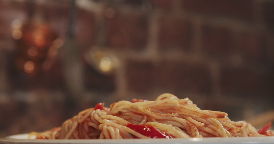 Load video: Garlic Chilli Noodles